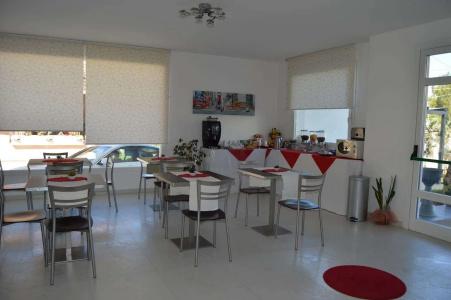 Rainbow Resort - 6