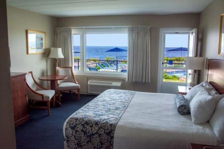 Atlantis Oceanfront Inn - 3