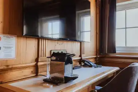 King's First Class - 12