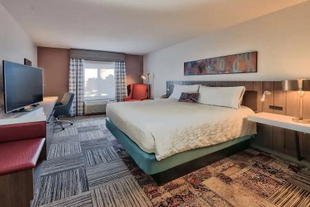 Hilton Garden Inn/Journal Center - 56
