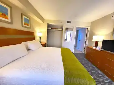 The Barclay Towers and Resort - 2