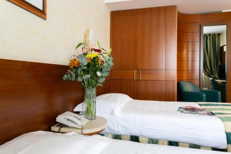 Mirage Sure Hotel Collection by Best Western - 8
