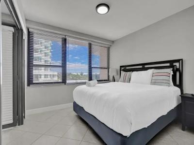 The Alexander All Suites - 363