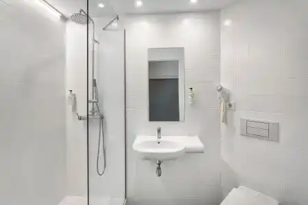 Galleria Sukhumvit 10 Bangkok by Compass Hospitality - 11