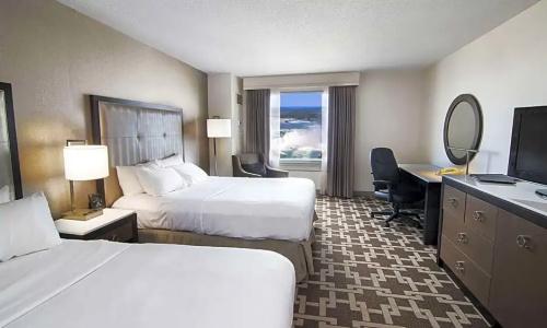Hilton/ Fallsview and Suites - 74
