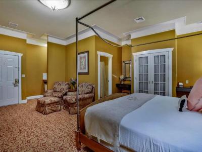 The Inn at Leola Village - 46