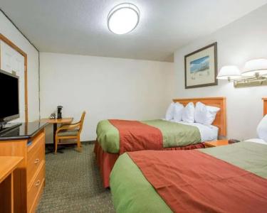 Rodeway Inn - 24