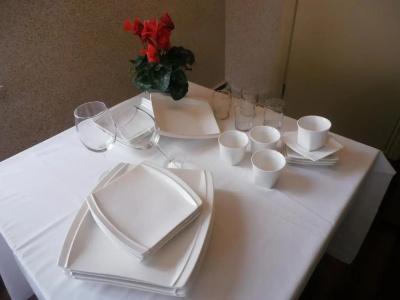 Divya Sutra Suites on Robson Downtown - 49