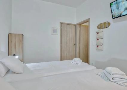 Pavlos Place - 205