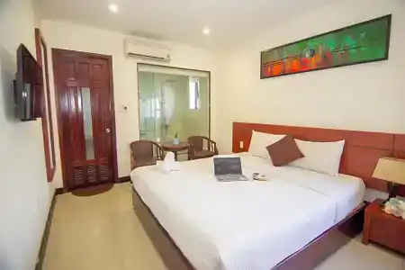 Quoc Cuong Center - 92