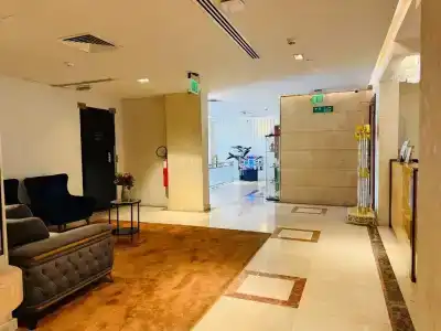 Ivory Inn - 12