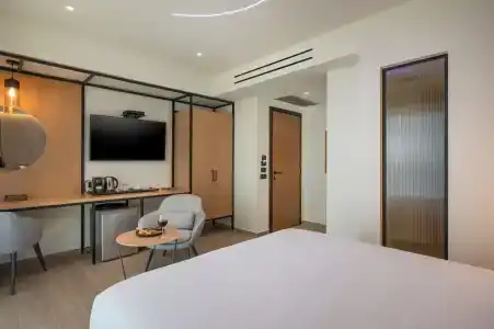 Hyperion City with Heated Pool - 49