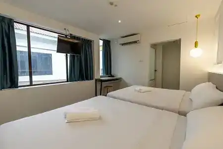 Philip - SG Clean & Staycation Approved - 29