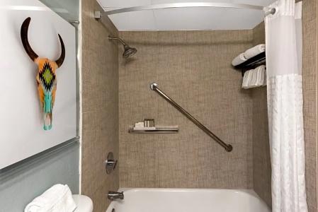 Riverwalk Plaza - 65