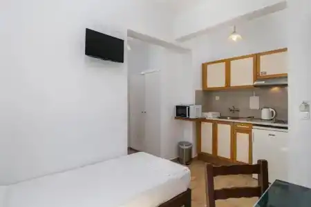 Tilemachos Rooms & Studios - 82