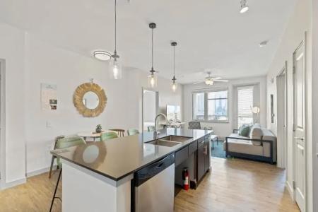 Placemakr Music Row - 111
