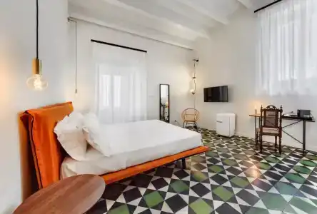 A.D. 1768 Boutique - 19
