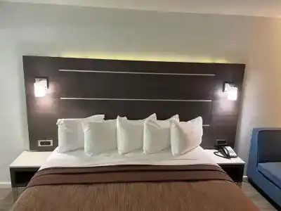 Travelodge By Wyndham San Antonio Lackland a f b - 50