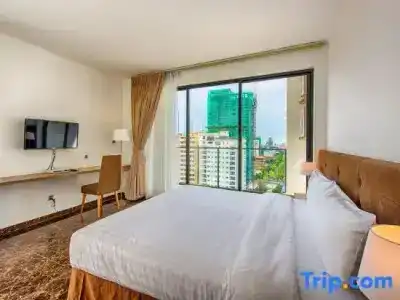Mansion 51 & Apartment - 106