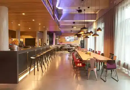 Moxy Berlin Ostbahnhof - 22