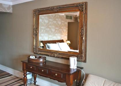 Jackson Court - 4