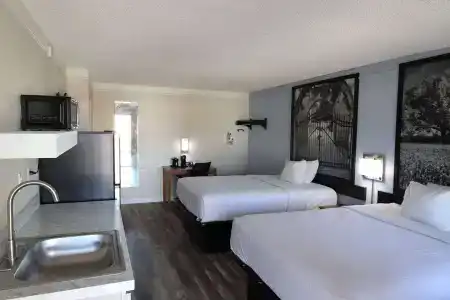 La Quinta Inn by Wyndham Austin South / I-35 - 5