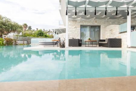 Blue Carpet Luxury Suites - 126