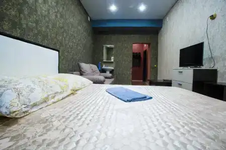Уездный двор - 4
