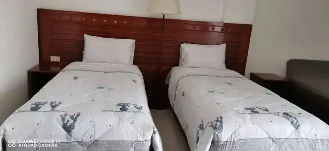 Sure Guesthouse - 9