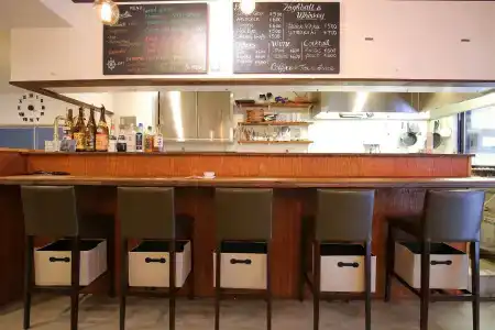 Roots Hostel - 17