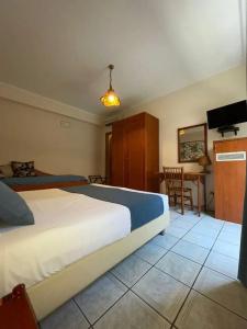 Casa Famiani Bed & Breakfast - 22