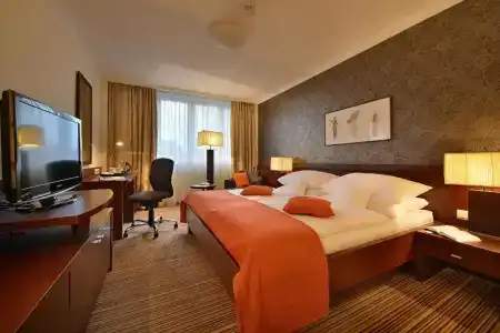 Apollo Bratislava - 25