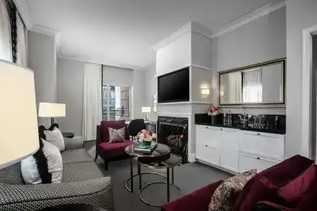 Waldorf Astoria Chicago - 90