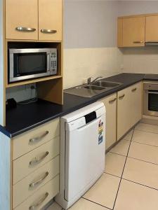 Caloundra Central Apartment - 30