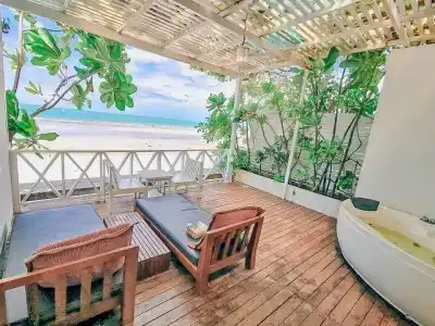 Green Gallery Beach Boutique - 101