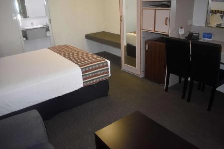 Best Western Cattle City Motor Inn - 81