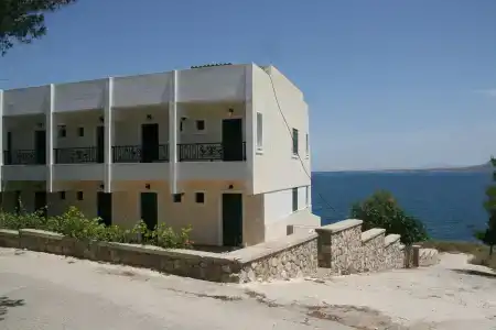 Dionysos - 0