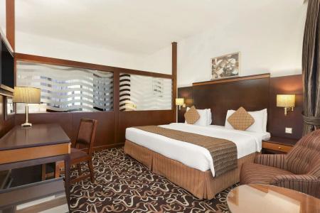 Howard Johnson Bur Dubai - 24
