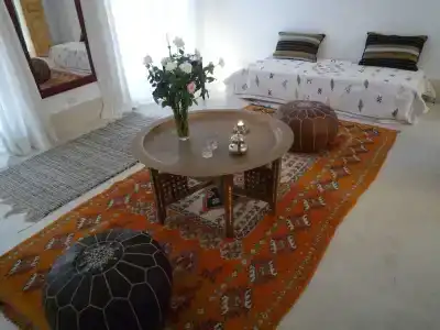 Riad Azahar - 83