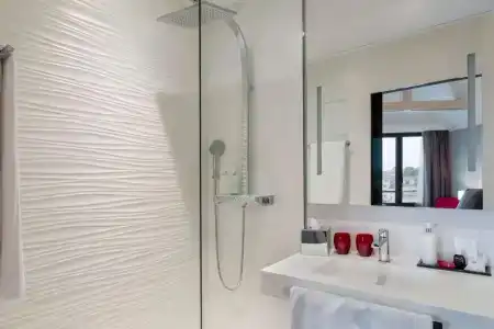 Best Western Plus Le Moderne - 130