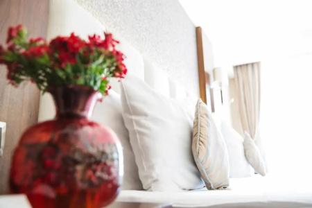 Grand Aras & Suites - 51