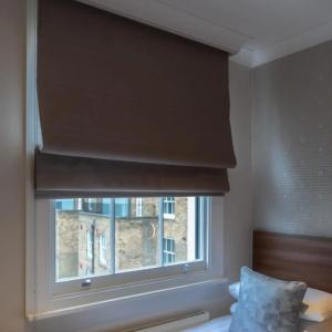 London House - 36