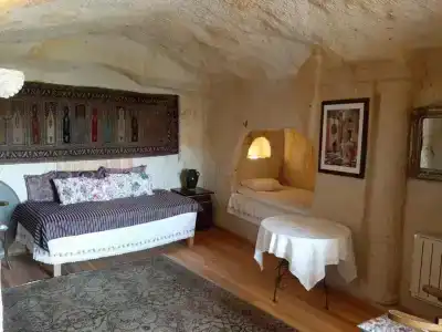 Elkep Evi Cave - 80