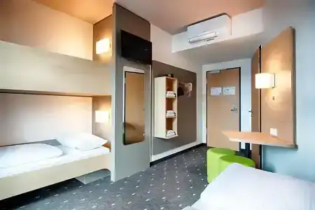 B&B Stuttgart-Neckarhafen - 49