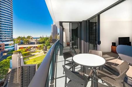 Peppers Broadbeach - 99