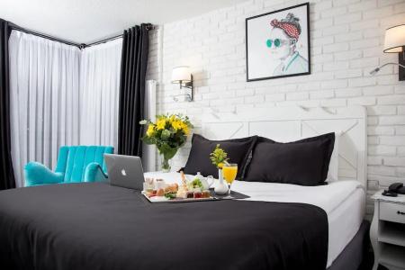 Check Inn Suite & Spa - 42