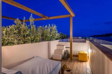 Shapes Luxury Suites - 104