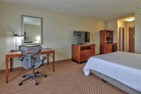Hilton Garden Inn - 39