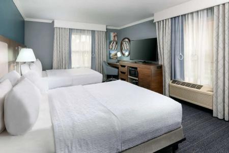 Hampton Inn Savannah Historic District - 32