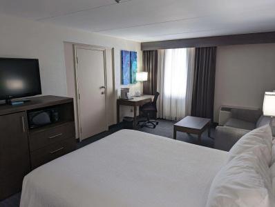 Best Western Plus Toronto Airport - 3